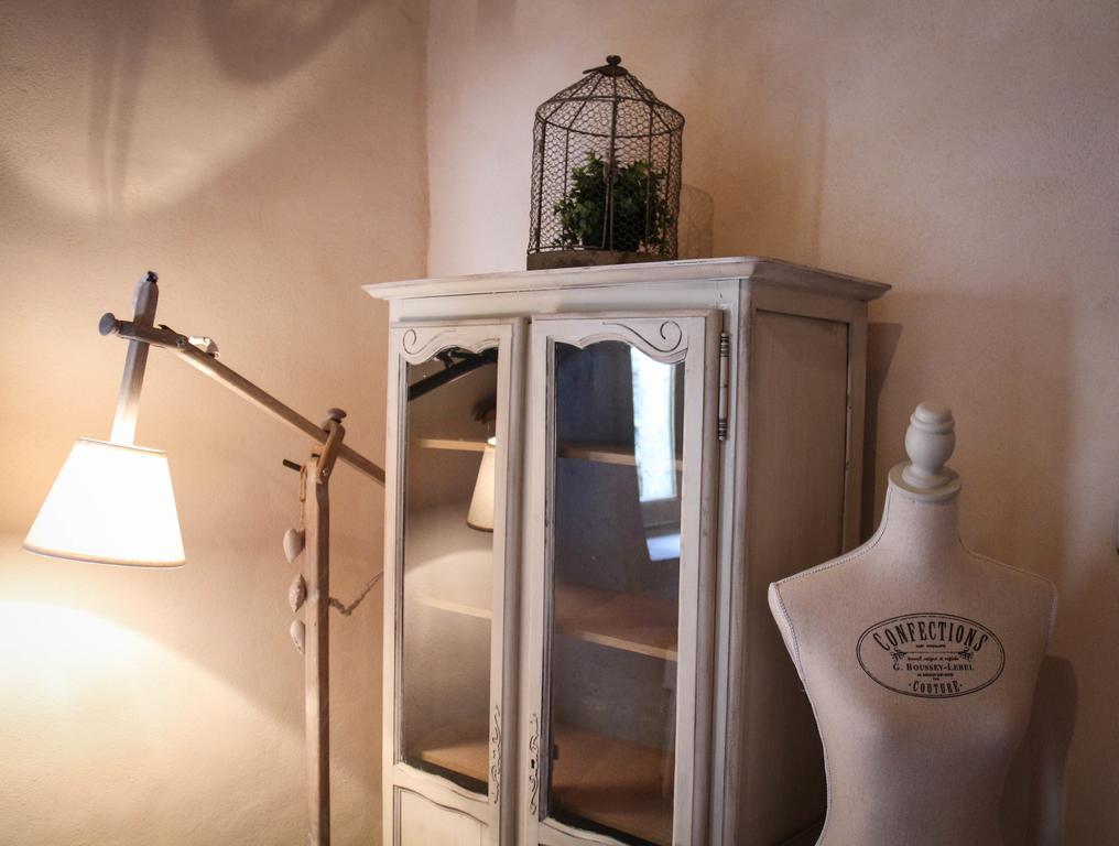Gite Marceline Saint-Guilhem-le-Desert Habitación foto