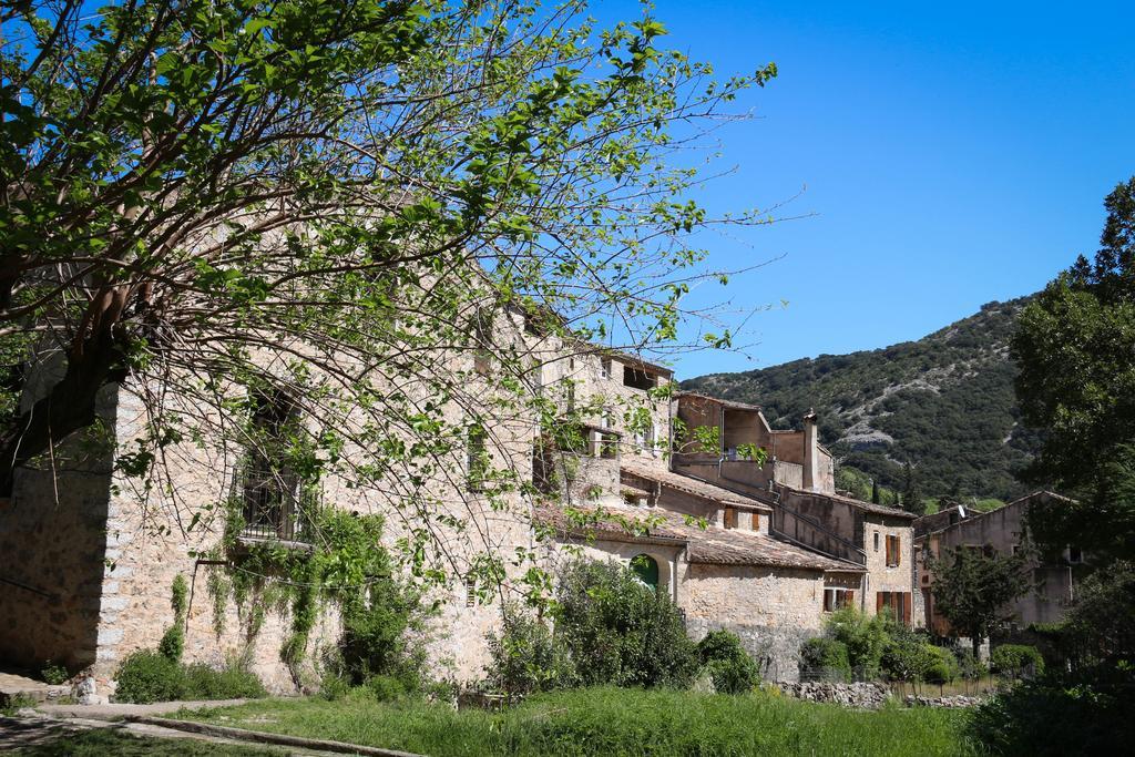Gite Marceline Saint-Guilhem-le-Desert Exterior foto